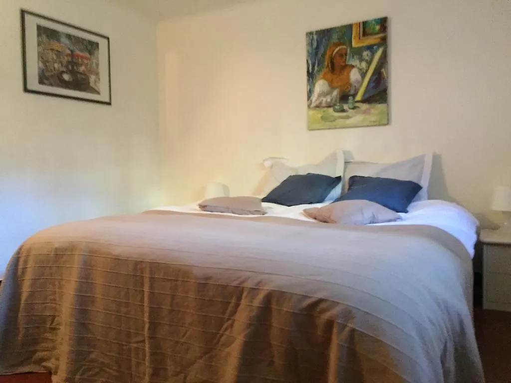 Villa Tricia Cannes Bed & Breakfast
